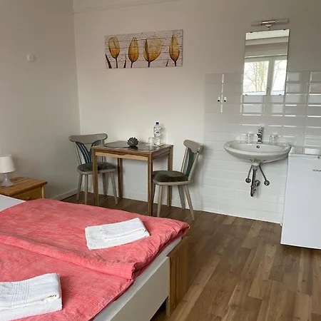 Guest house Feist Zimmer4 Dagebuell